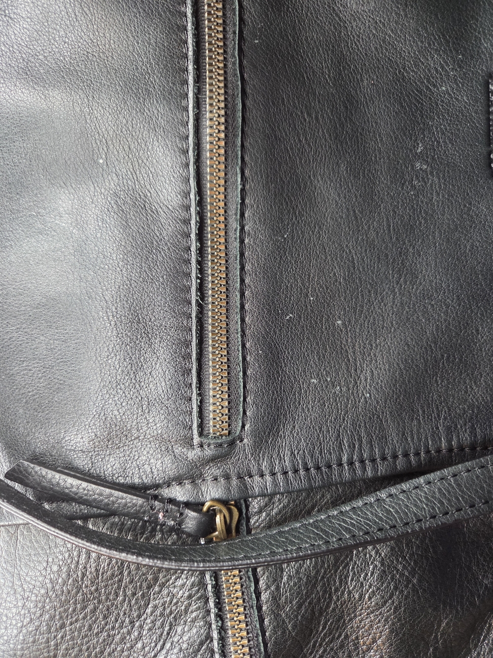 American Leather Black Shoulder Tote with Gold Zippers - Picture 12 of 14